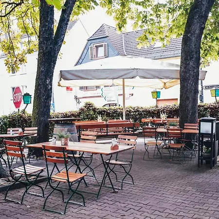 Zum Loewen Pensión Fráncfort del Meno